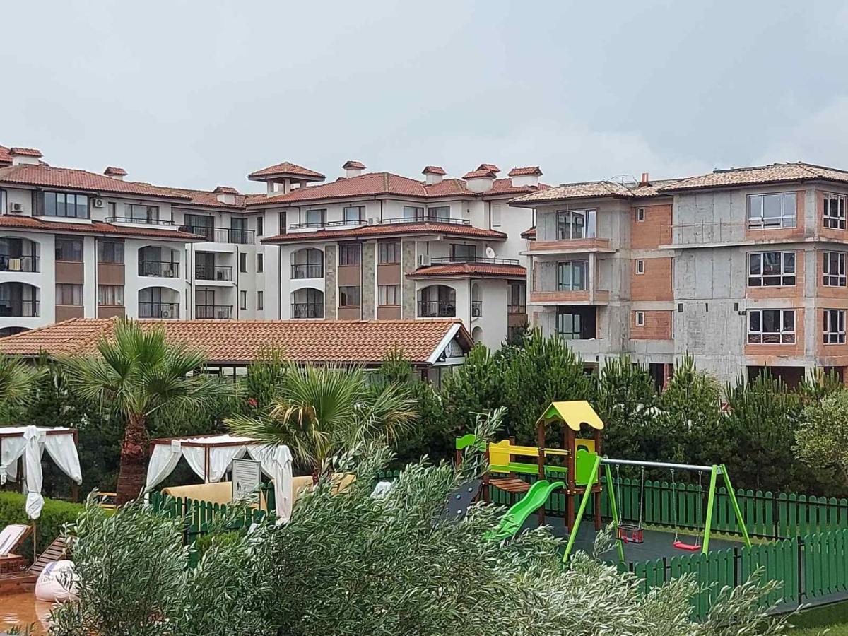 Sarafovo D&V Apartments Бургас Экстерьер фото