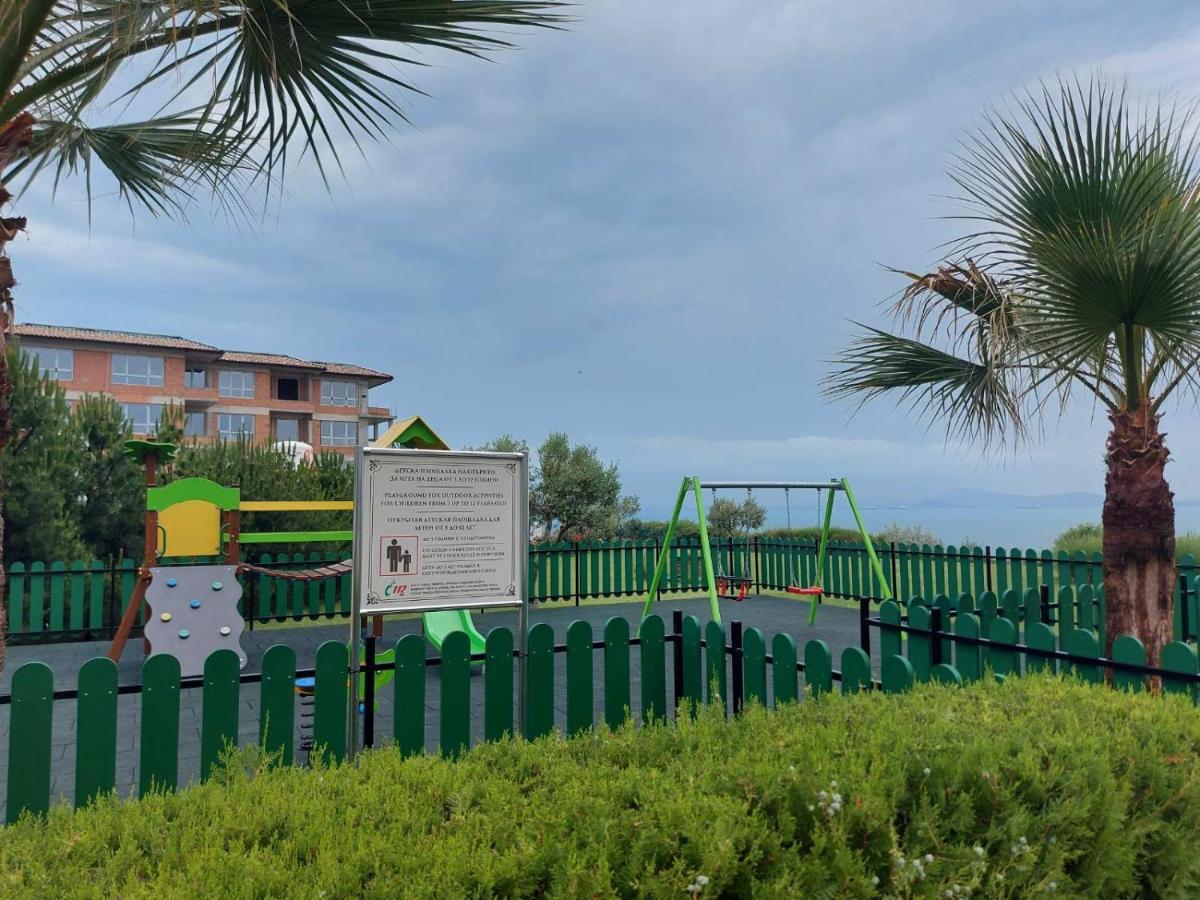 Sarafovo D&V Apartments Бургас Экстерьер фото